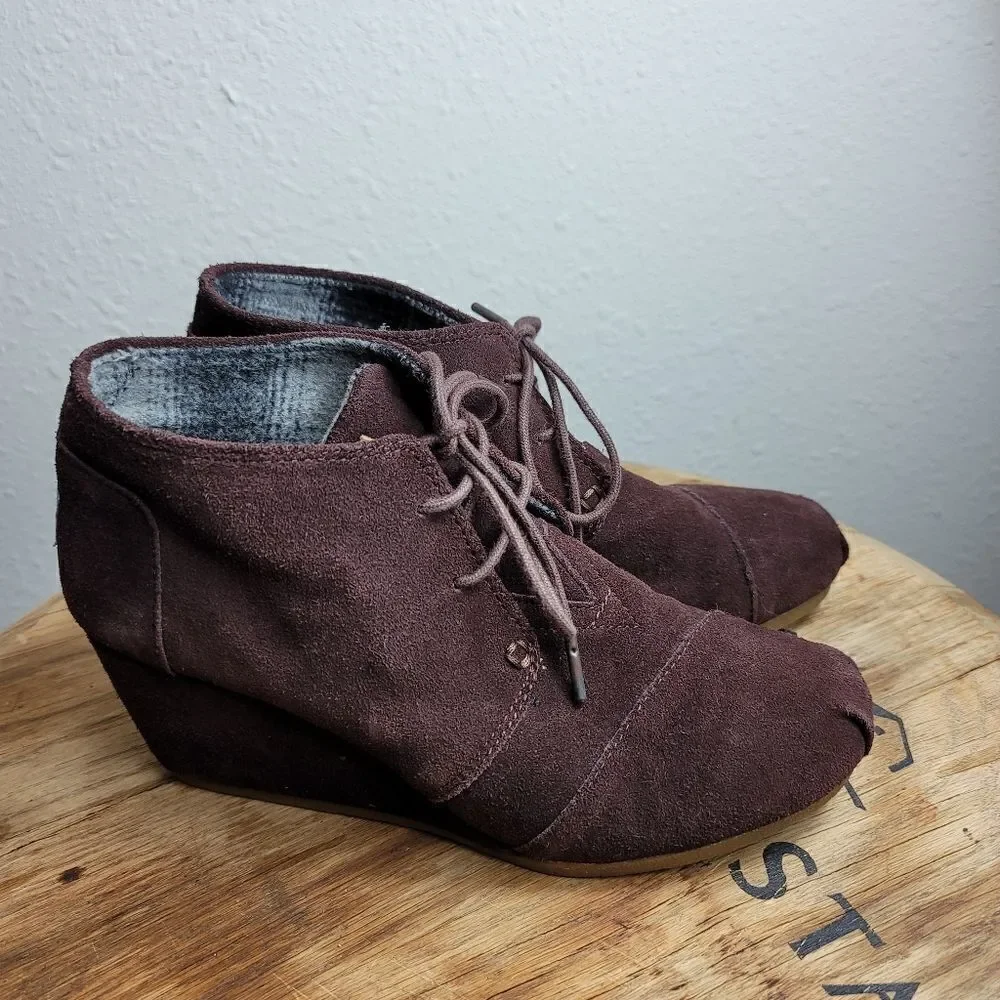Toms suede desert wedge ankle booties chocolate